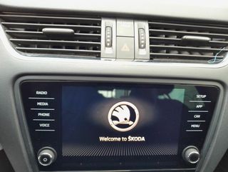 Piloto tras izq skoda octavia lim. active 1146394