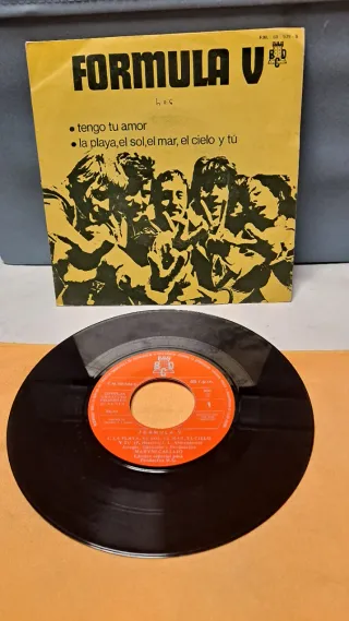 1970,Single ,Formula V - Tengo tu amor / La playa
