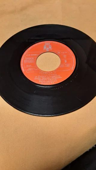 1970,Single ,Formula V - Tengo tu amor / La playa