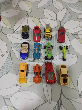 Lote 12 coches de juguete Mattel