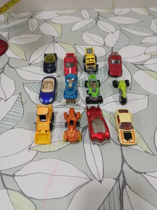 Lote 12 coches de juguete Mattel