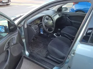 Ford Focus 2000