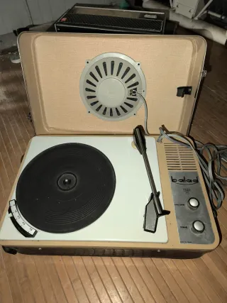 Tocadiscos Balad Vintage Beige