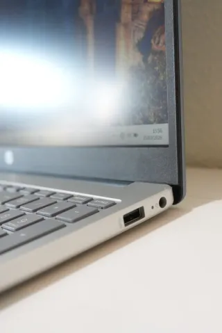 NUEVO Ordenador Portátil HP I5-1334U 16Gb 1Tb