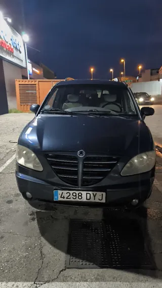 SsangYong Rodius 2006