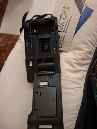 Cámara Olympus AZ-1 Zoom