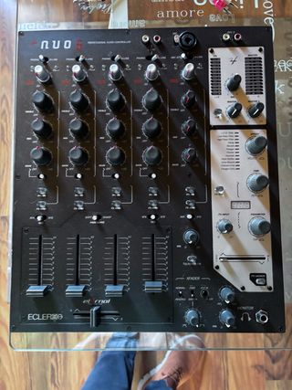 Ecler Nuo 5 Mesa Mezclas DJ