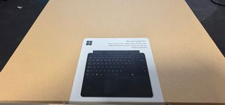 Microsoft Surface Pro 9 + Funda + Pen