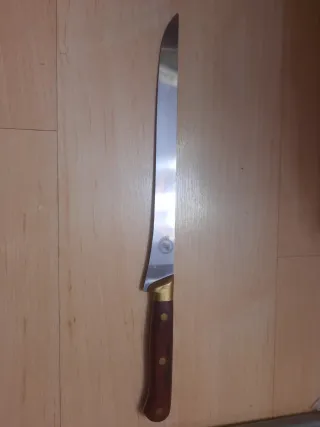 Cuchillo Jamonero Profesional de 36cm.y 22 de hoja