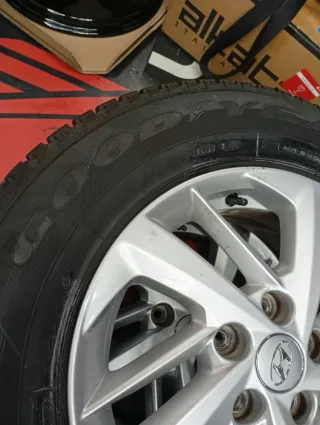Vendo 4 llantas para Hyundai tucson