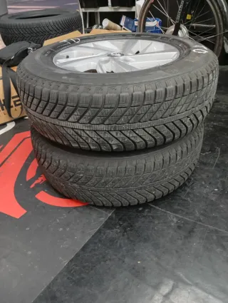 Vendo 4 llantas para Hyundai tucson