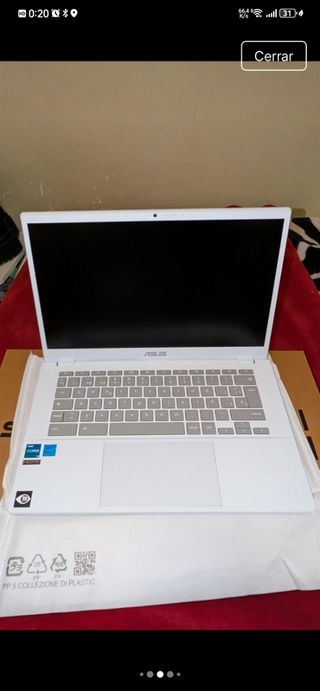 Ordenador portátil ASUS blanco