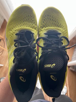 Zapatillas Running Asics Negro/Amarillo