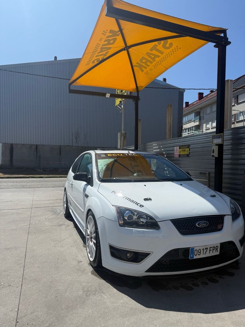 Ford Focus 2007 - foto 1