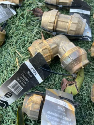 Piezas de latón para fontanería