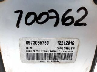 1053704 centralita motor uce 8973065750 opel astra