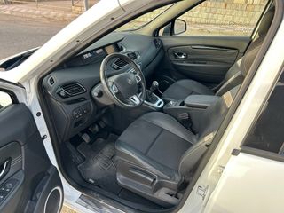 Renault Grand Scenic 2011