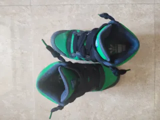 Zapatillas Adidas Hulk Talla 38