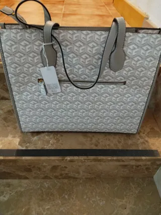 Guess Silvana shopper grande – nuevo