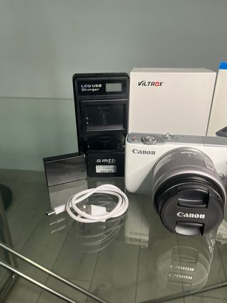 ¡CÓMO NUEVA! Canon EOS M10 Blanca + EF-M 15-45mm