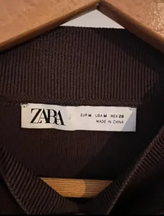 Vestido Zara cuello halter cut out marrón