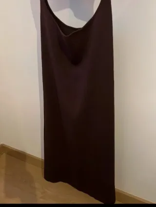 Vestido Zara cuello halter cut out marrón