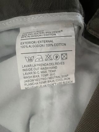 Pantalón beige de chico. Caramelo. Talla 46