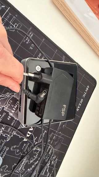 Intel NUC i3 6th 8GB RAM 240Gb SSD