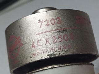 Válvula Eimac 4CX250B RF con caja original NOS