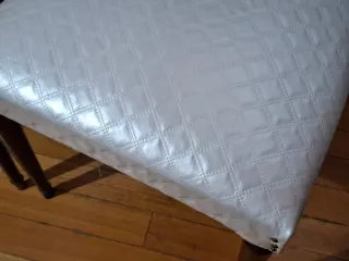 Conjunto 2 sillas vintage madera y piel sintética