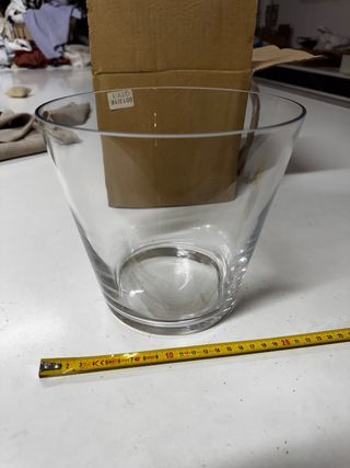 12 Vasos de vidrio transparente 20x19 cms