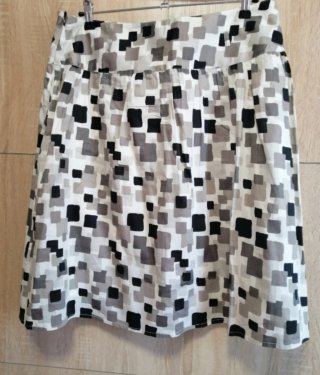 Falda Kiabi nueva estampada