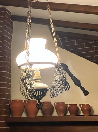 Lampadario Stile Liberty Oro e Bianco