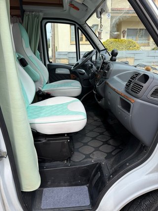 Burstner T625 Harmony 2003. Abierto a cambio