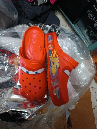 Crocs Rojas Talla 39