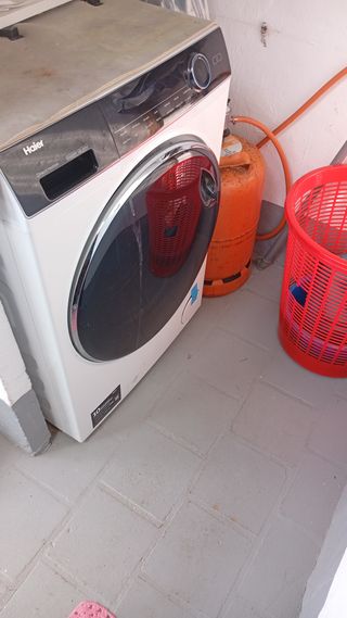 Lavasecadora Haier HWD120-B14979-IB 12/8Kg