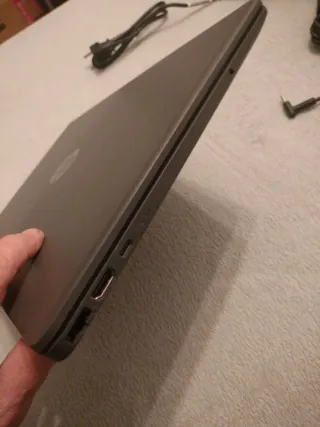 Portátil HP 250 G9, i5 12th, 8GB, 500GB, Win11