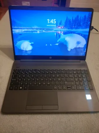 Portátil HP 250 G9, i5 12th, 8GB, 500GB, Win11