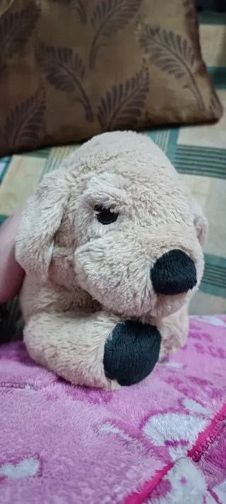 Perrito peluche suave, sin uso.