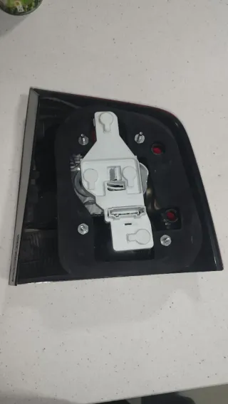 Piloto Trasero Izquierdo Skoda Octavia Combi 2