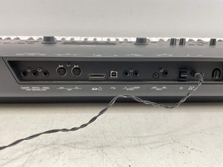 teclado electronico korg kross 2 88 teclas semi-contrapesadas