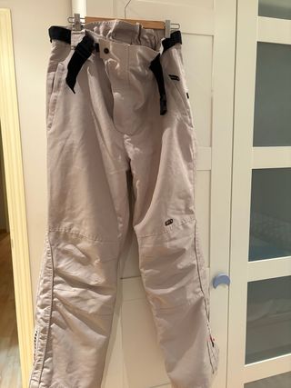 Pantalón de nieve beige como nuevo