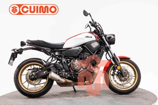 YAMAHA XSR 700