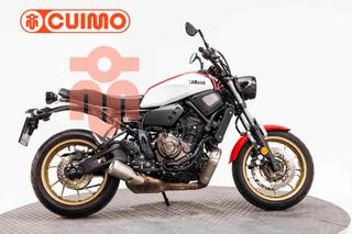 YAMAHA XSR 700