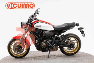 YAMAHA XSR 700