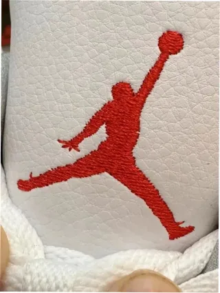 Nike Air Jordan 4 Retro 'White Oreo' Talla 41