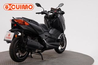 YAMAHA XMAX 300
