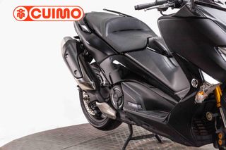 YAMAHA TMAX 530