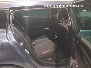 Renault Megane S.T. Intens Blue dCi 85 kW (115CV)