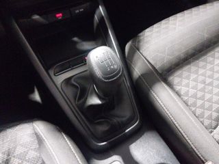 Kia Rio 1.0 T-GDi 74kW (100CV) MHEV iMT Concept